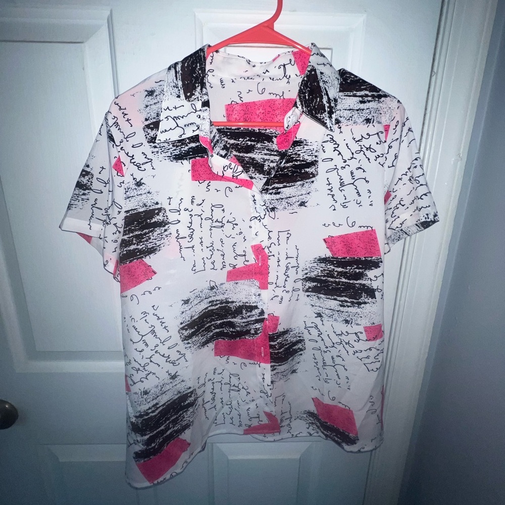 Graphic print button down